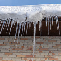 ice forming on roof edge 