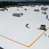 Perimeter warning lines on a flat roof
