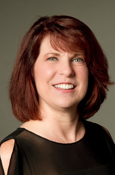 Cindy Molnar Headshot