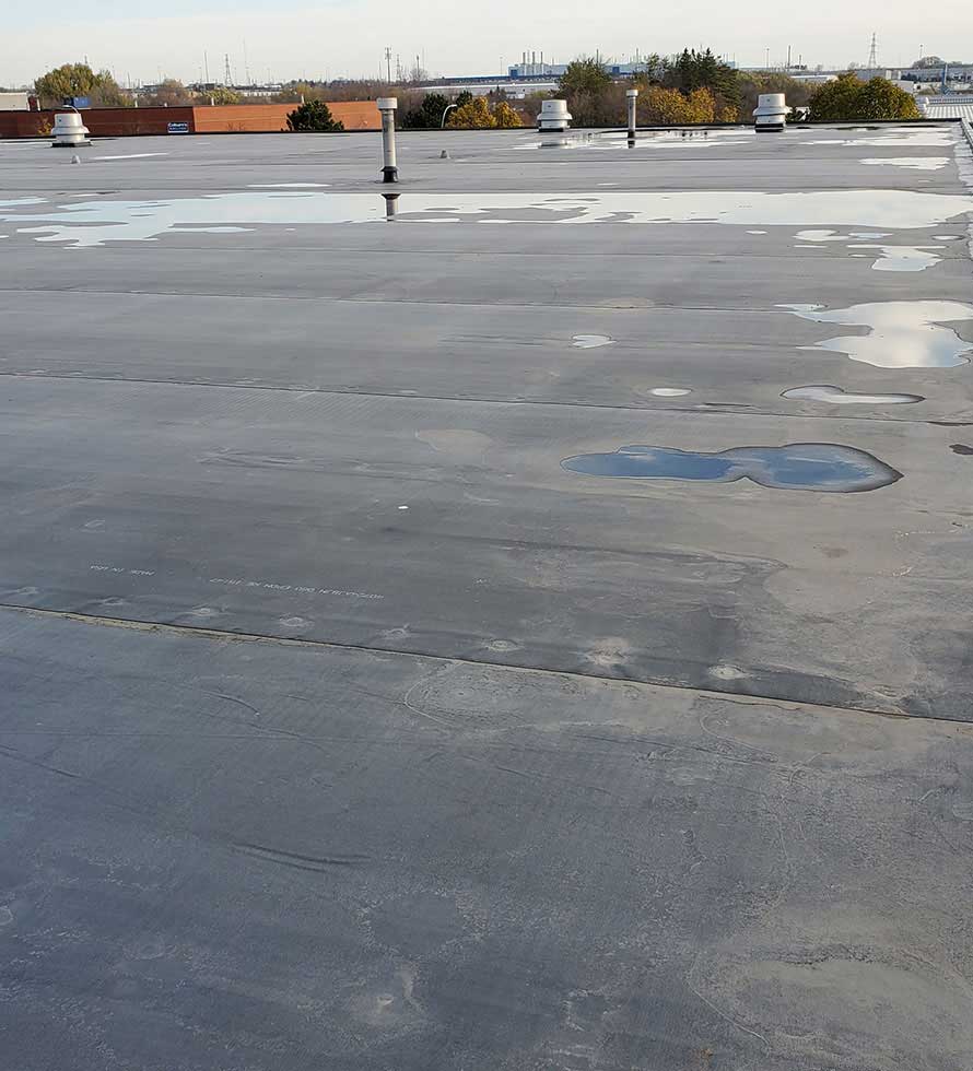 EPDM roof installed by CentiMark