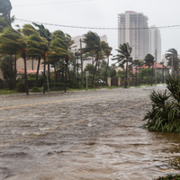 hurricane coming through city